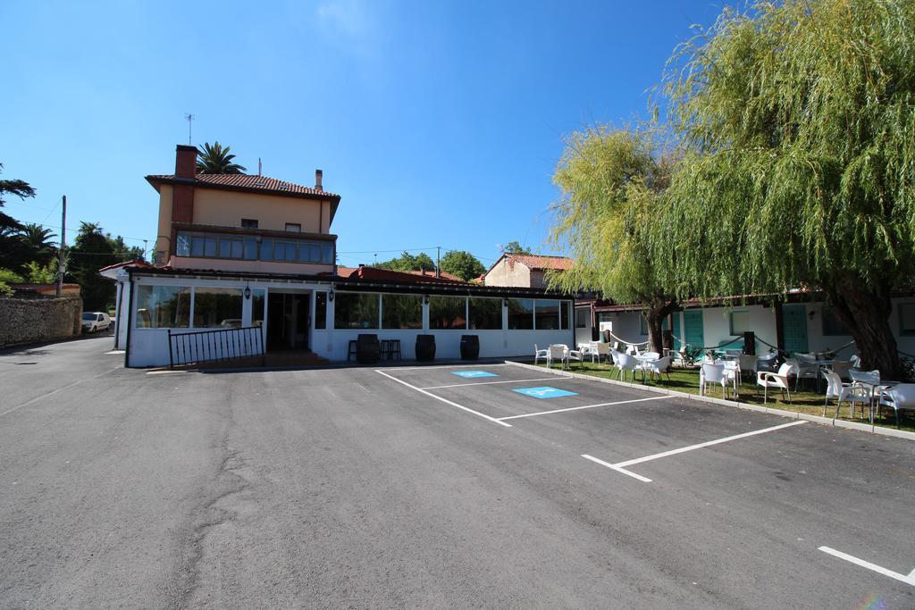 Pension Las Casitas De Santander Auto Check Exterior foto
